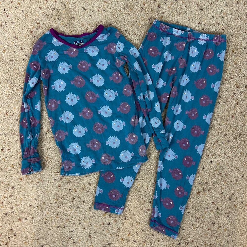 KicKee Kids Blue with Purple Fish 2 Piece Pajama Set Girls Size 5